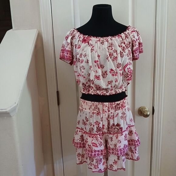 Poupette St. Barth Dresses & Skirts - Poupette St Barth Pint/White Coastal Romantic Floral Print Set Top M/L & Skort S